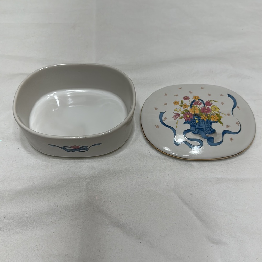 Keepsake box - Picture 6 of 7